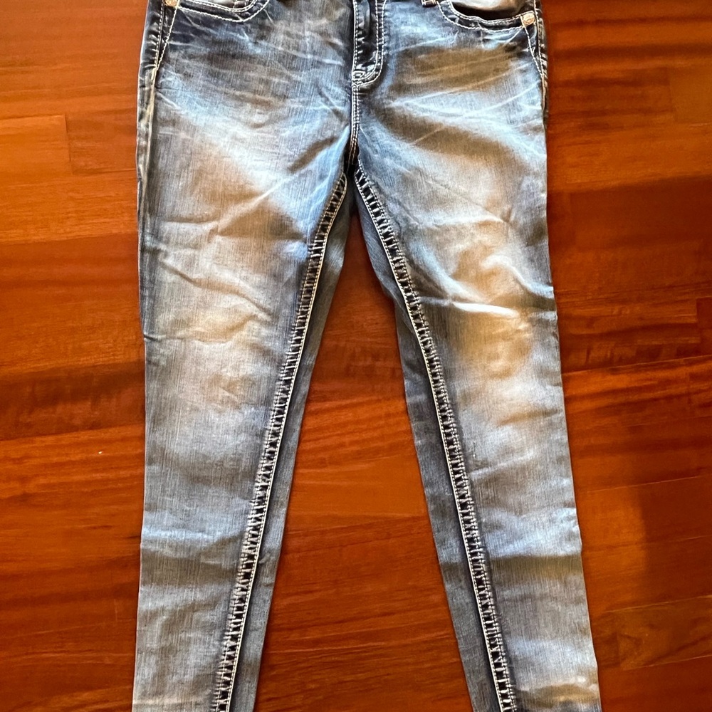 Miss Me Women's Faded Blue Skinny Jeans - size 32